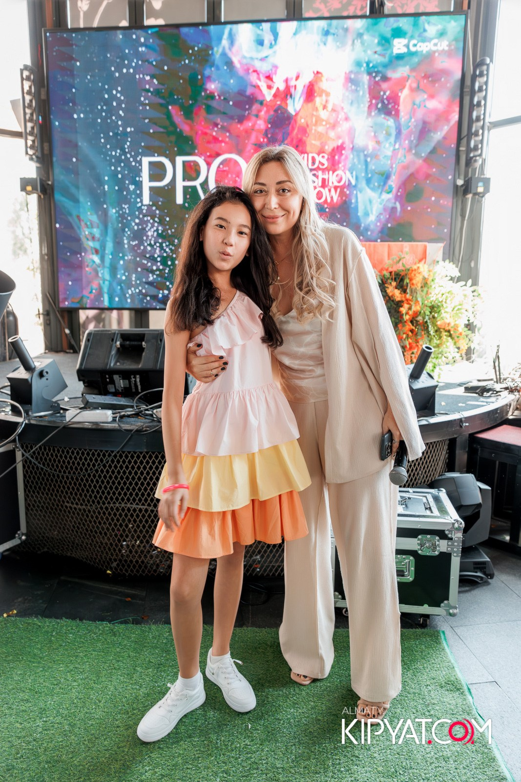 PROM KIDS FASHION SHOW. КИПЯТКОМ АЛМАТЫ!