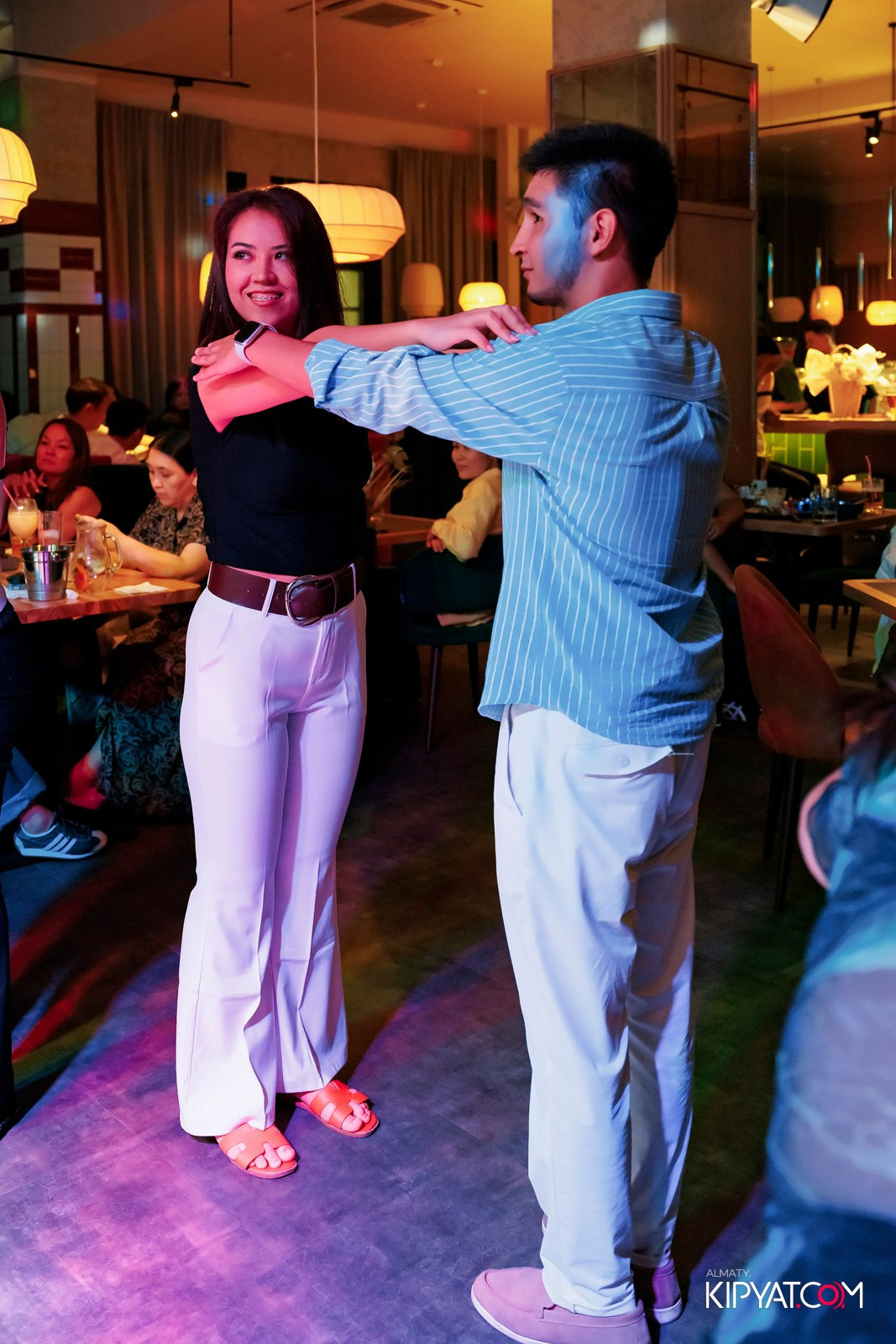 ALEM В PINTA НА ТУЛЕБАЕВА. КИПЯТКОМ АЛМАТЫ!