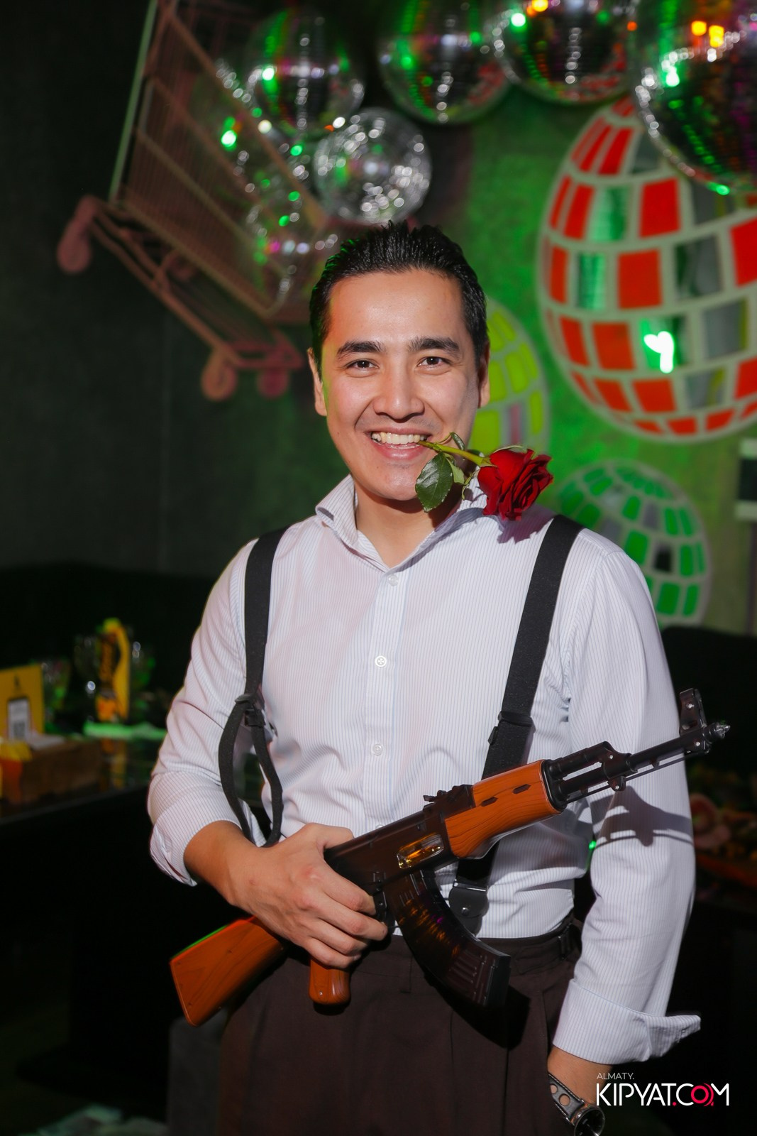 УХО И МЕДВЕДЬ НА САИНА. КИПЯТКОМ АЛМАТЫ!