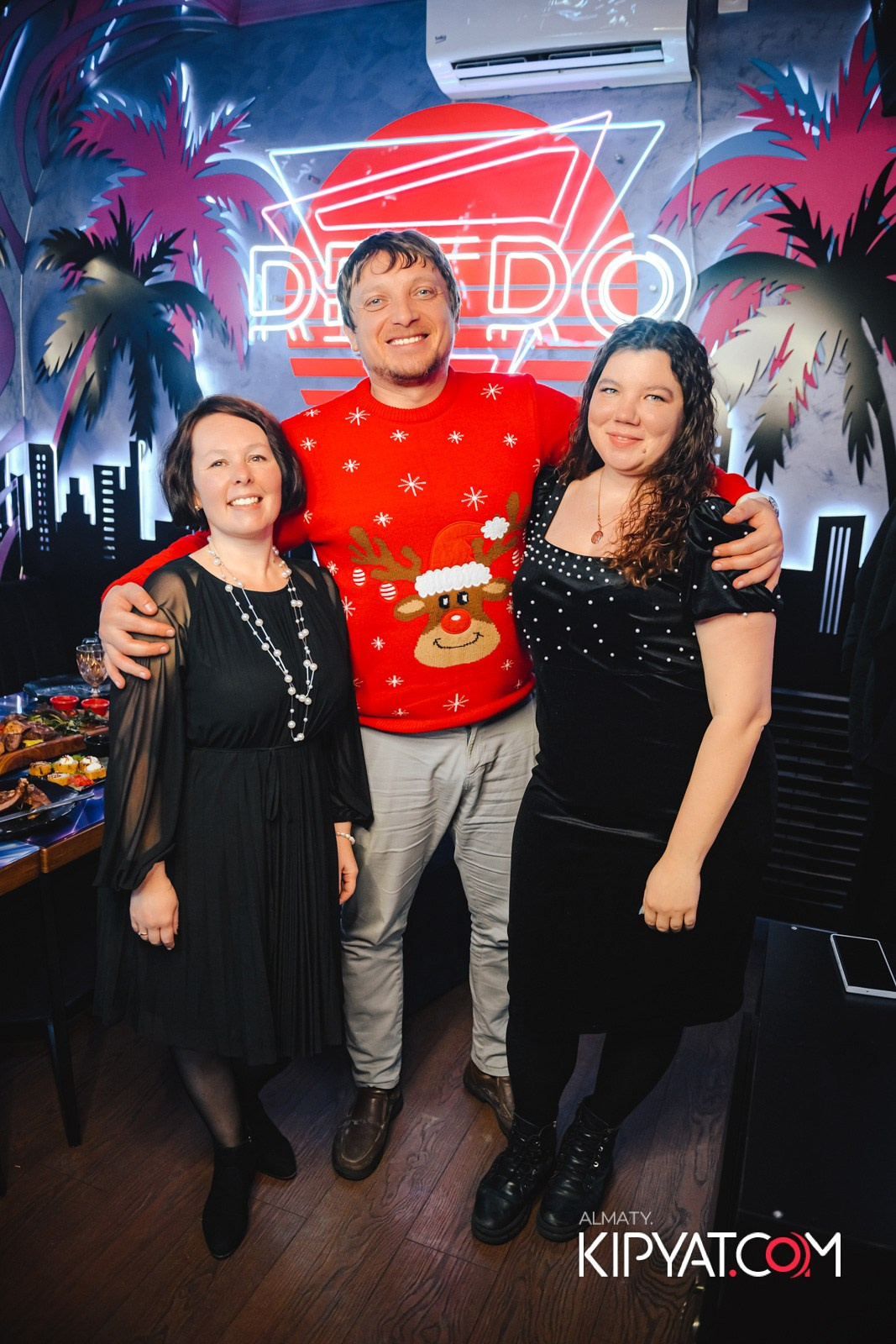 УХО И МЕДВЕДЬ НА ГАГАРИНА. КИПЯТКОМ АЛМАТЫ!