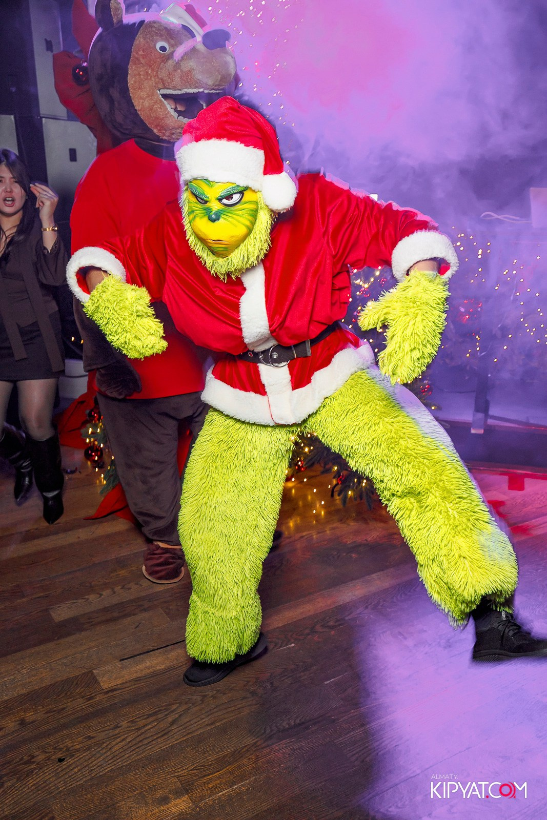 УХО И МЕДВЕДЬ НА КУРМАНГАЗЫ. КИПЯТКОМ АЛМАТЫ! Фотосъемка мероприятий в Алматы