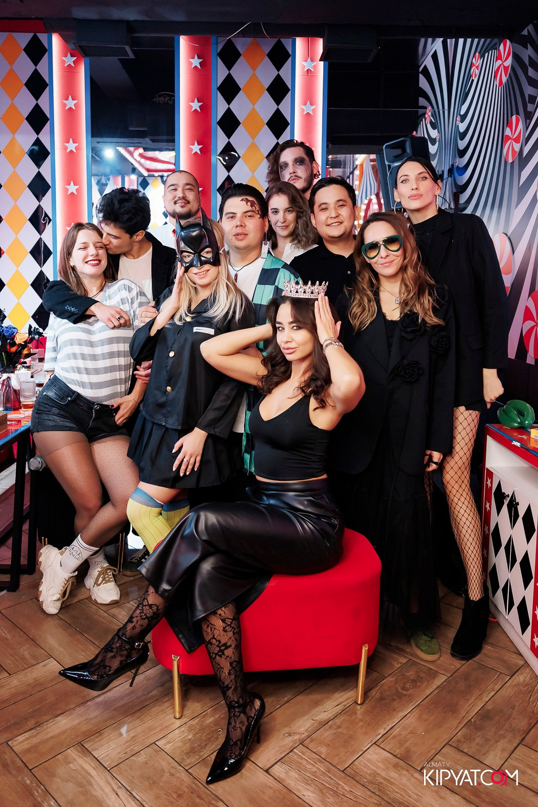 ЗАЯ, НА БИС. КИПЯТКОМ АЛМАТЫ!