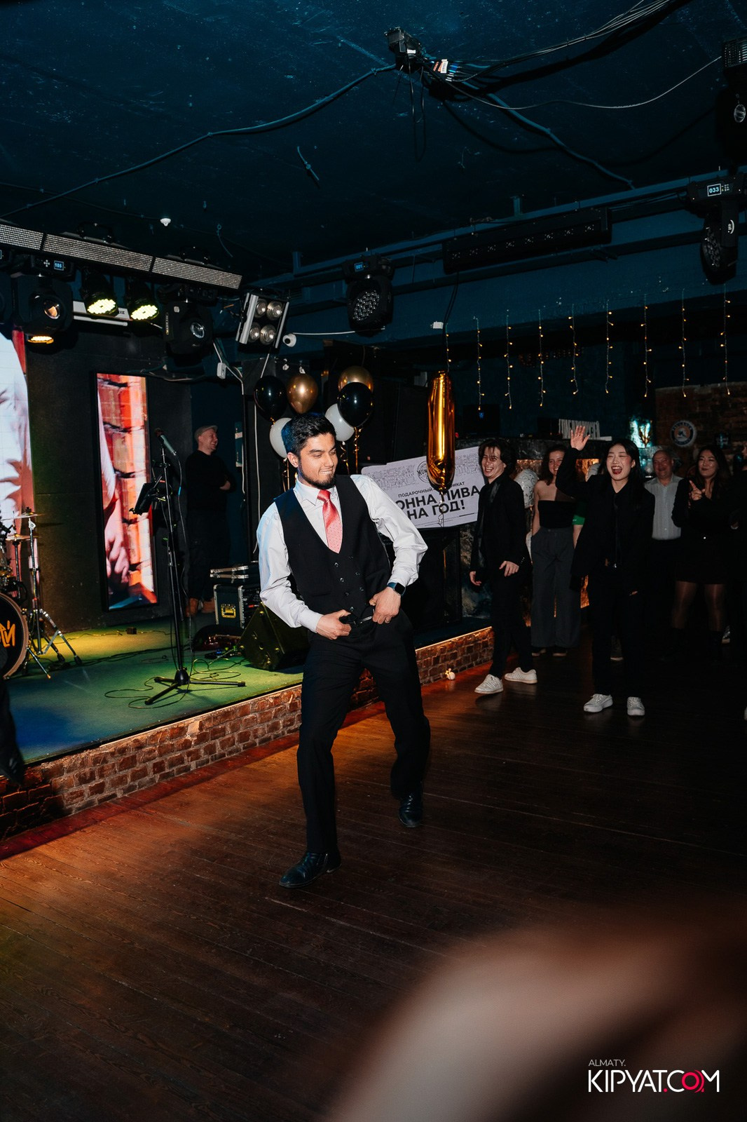 ДЕНЬ РОЖДЕНИЯ — MUNCHEN PUB NA PANFILOVA. КИПЯТКОМ АЛМАТЫ!