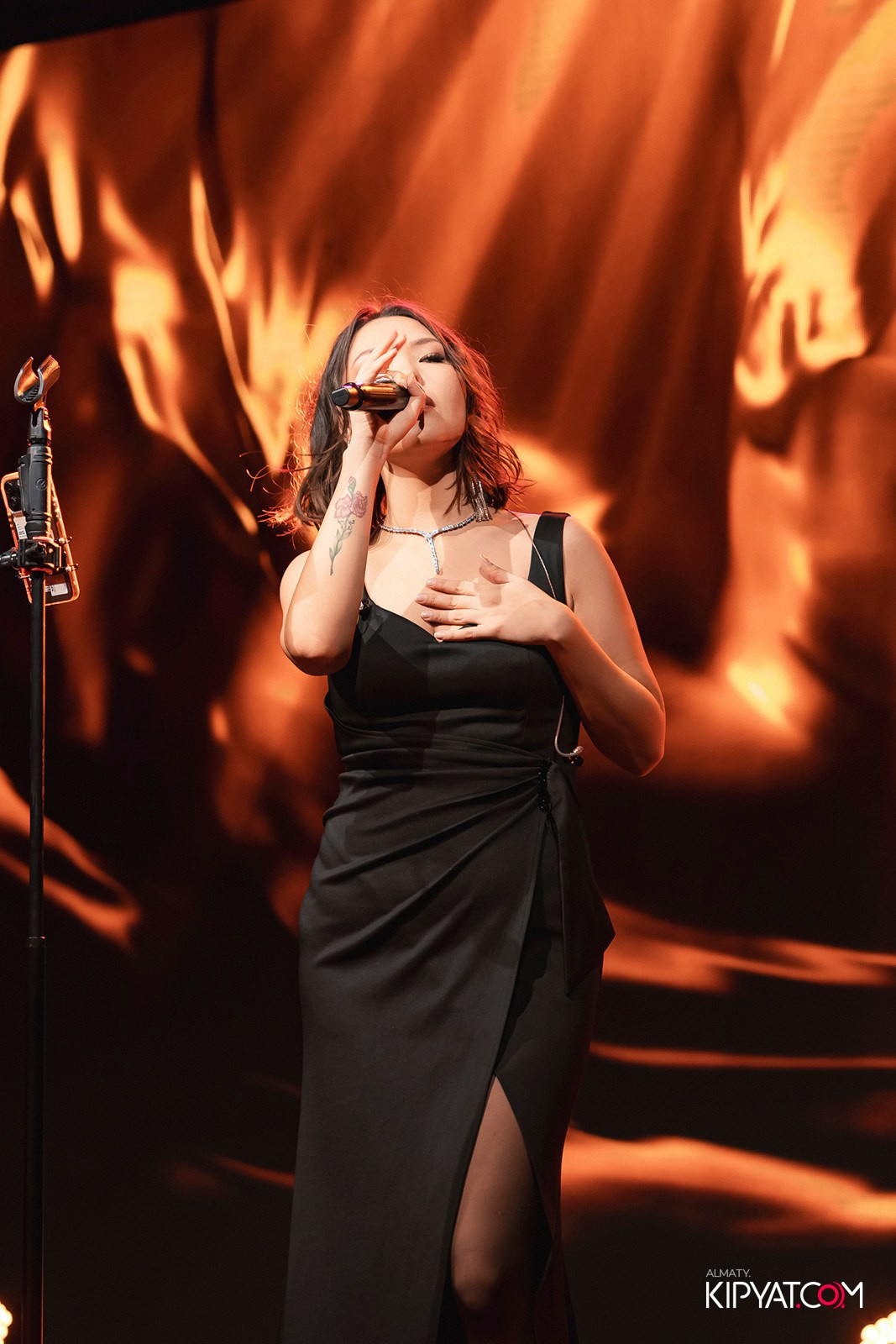 QUEEN. КИПЯТКОМ АЛМАТЫ!