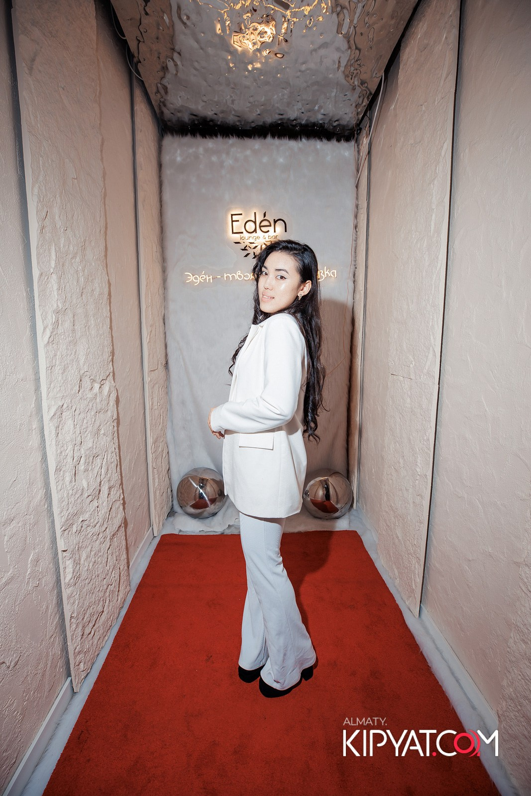 EDEN BAR & RESTAURANT. КИПЯТКОМ АЛМАТЫ!