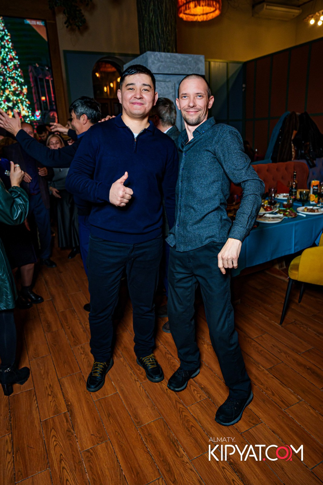 ГРУЗИНСКИЙ ДВОР НА КАБАНБАЙ БАТЫРА. КИПЯТКОМ АЛМАТЫ!