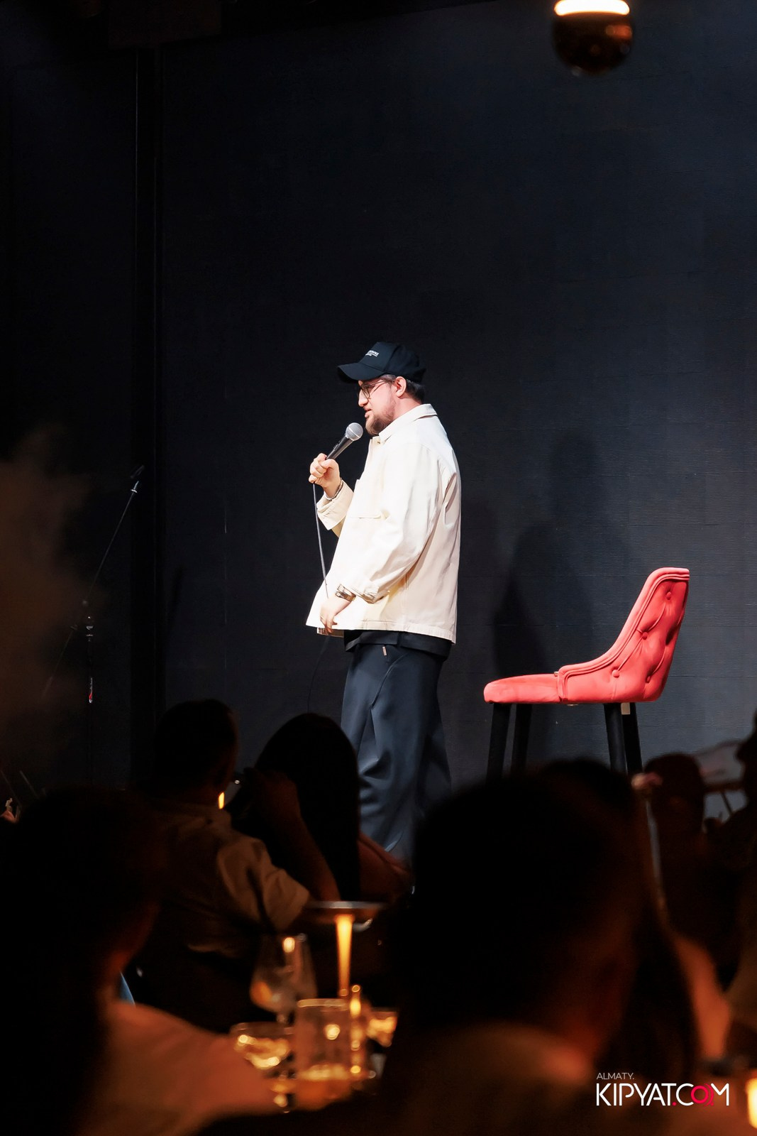 STAND UP КОНЦЕРТ АЛЕКСАНДРА МЕРКУЛЬ. КИПЯТКОМ АЛМАТЫ! Фотосъемка мероприятий в Алматы