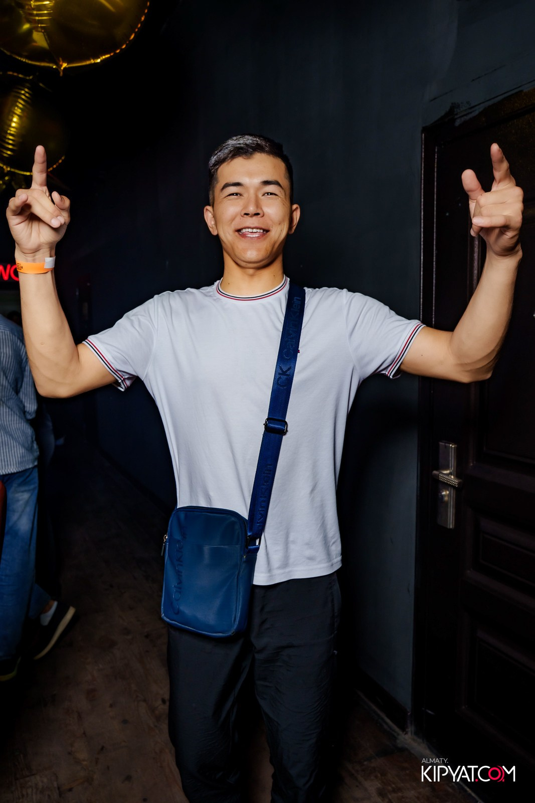 UYAT EMES BAR. КИПЯТКОМ АЛМАТЫ!