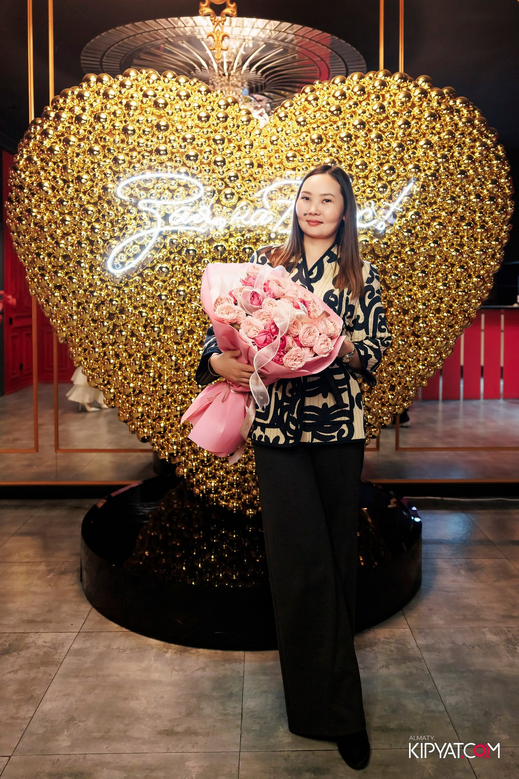 ЗАЯ, НА БИС. КИПЯТКОМ АЛМАТЫ! Фотосъемка мероприятий в Алматы