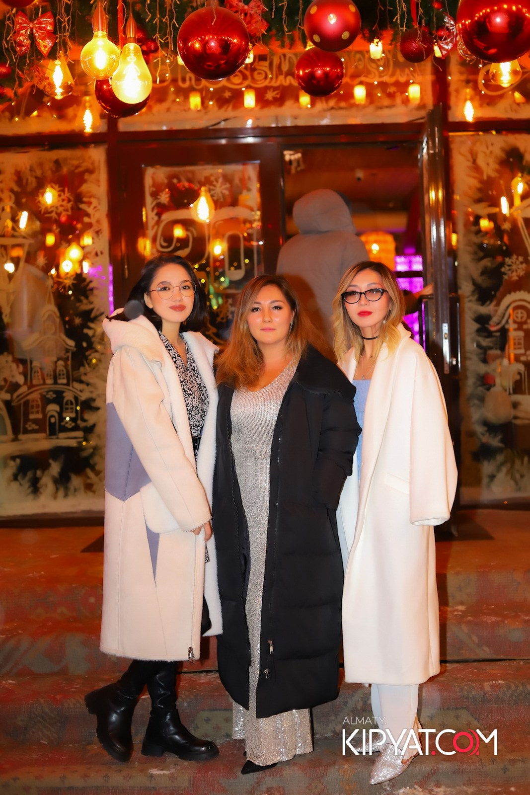 ГРУЗИНСКИЙ ДВОР НА КАБАНБАЙ БАТЫРА. КИПЯТКОМ АЛМАТЫ!