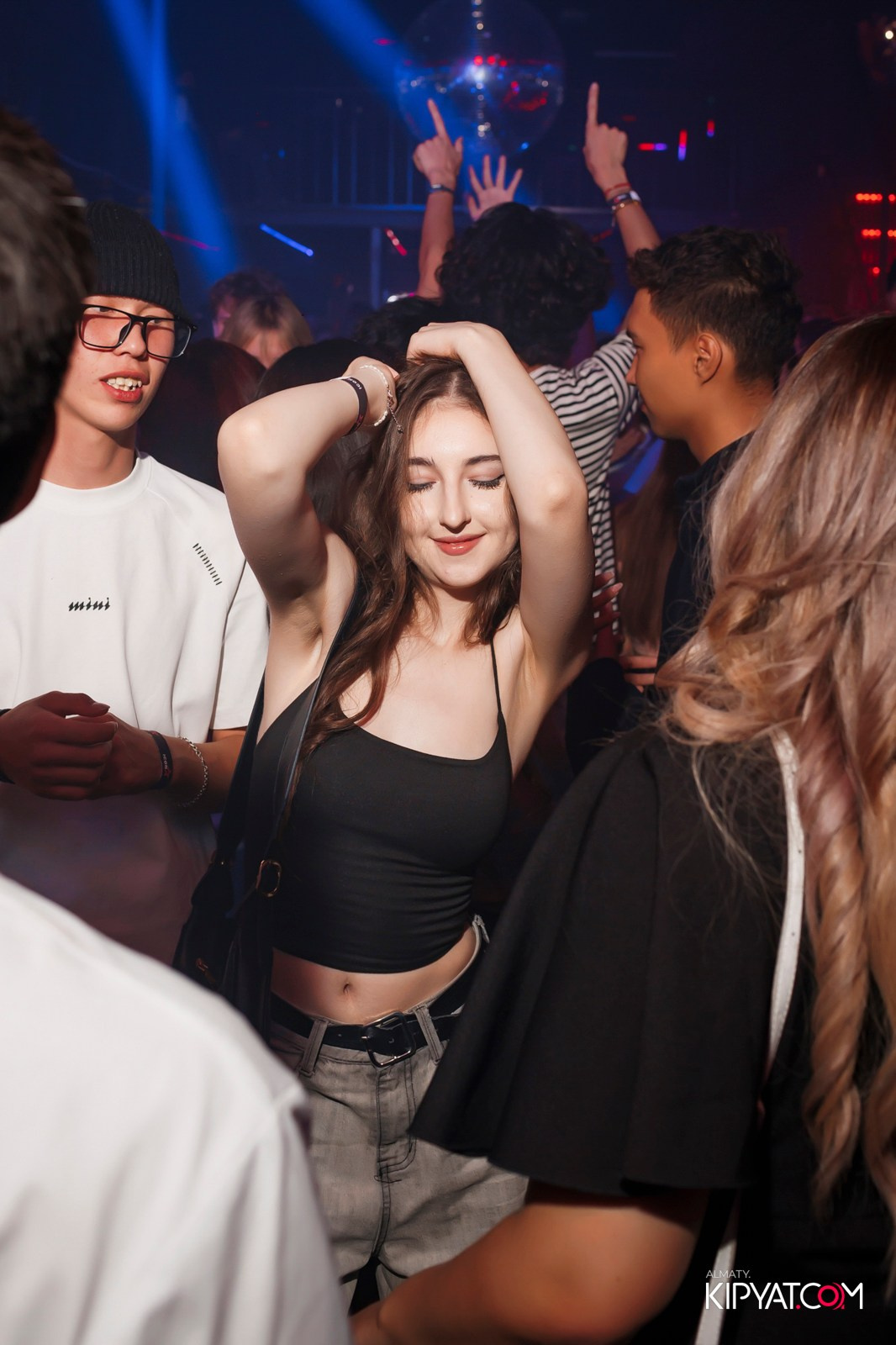 НОЧНОЙ КЛУБ ICON. КИПЯТКОМ АЛМАТЫ!