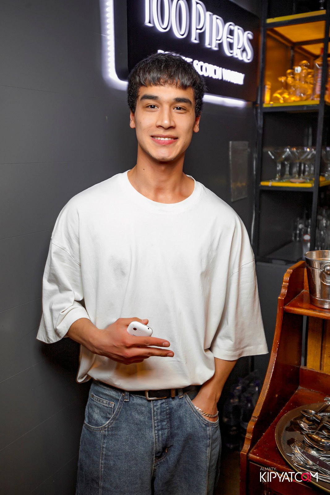 ШИШКА LOUNGE НА ЖИБЕК ЖОЛЫ. КИПЯТКОМ АЛМАТЫ! Фотосъемка мероприятий в Алматы