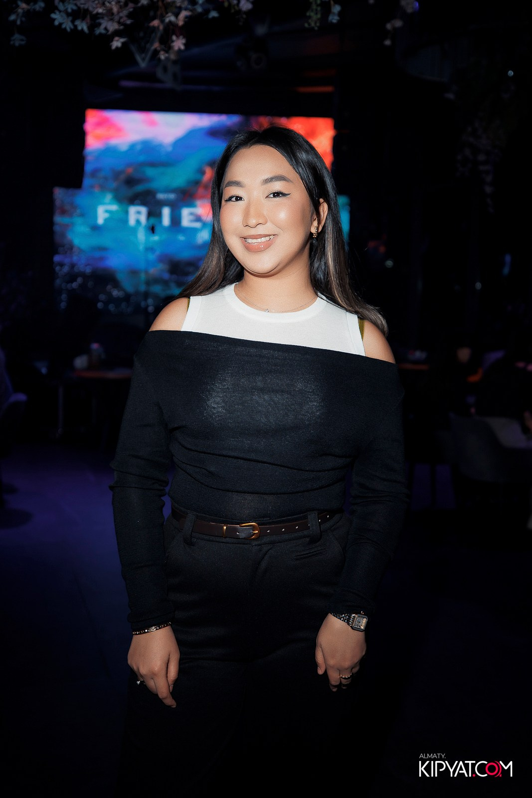 FRIENDS BAR & TERRACE. КИПЯТКОМ АЛМАТЫ!