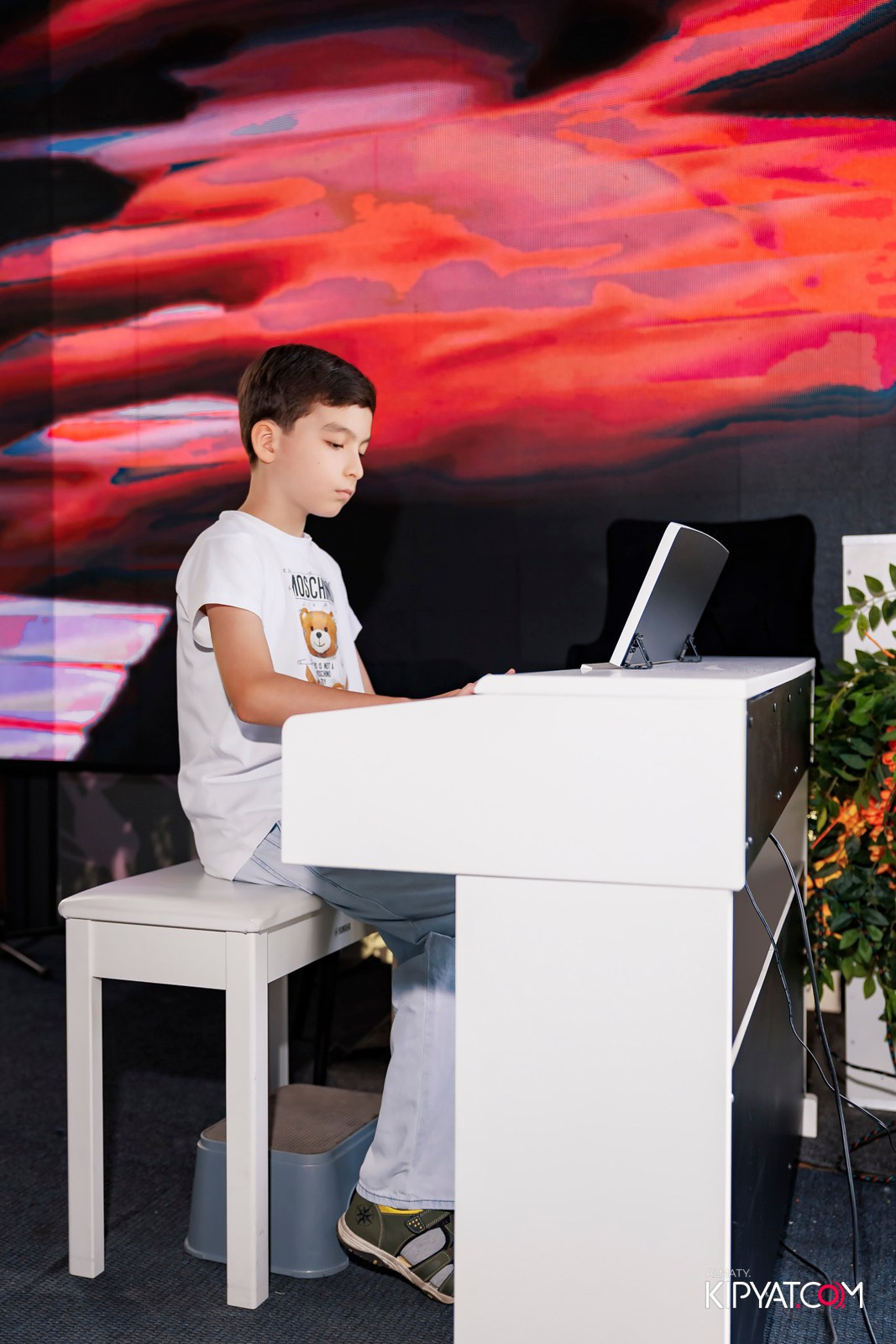 ОТЧЕТНЫЙ КОНЦЕРТ СТУДИИ «SUNPIANO». КИПЯТКОМ АЛМАТЫ!