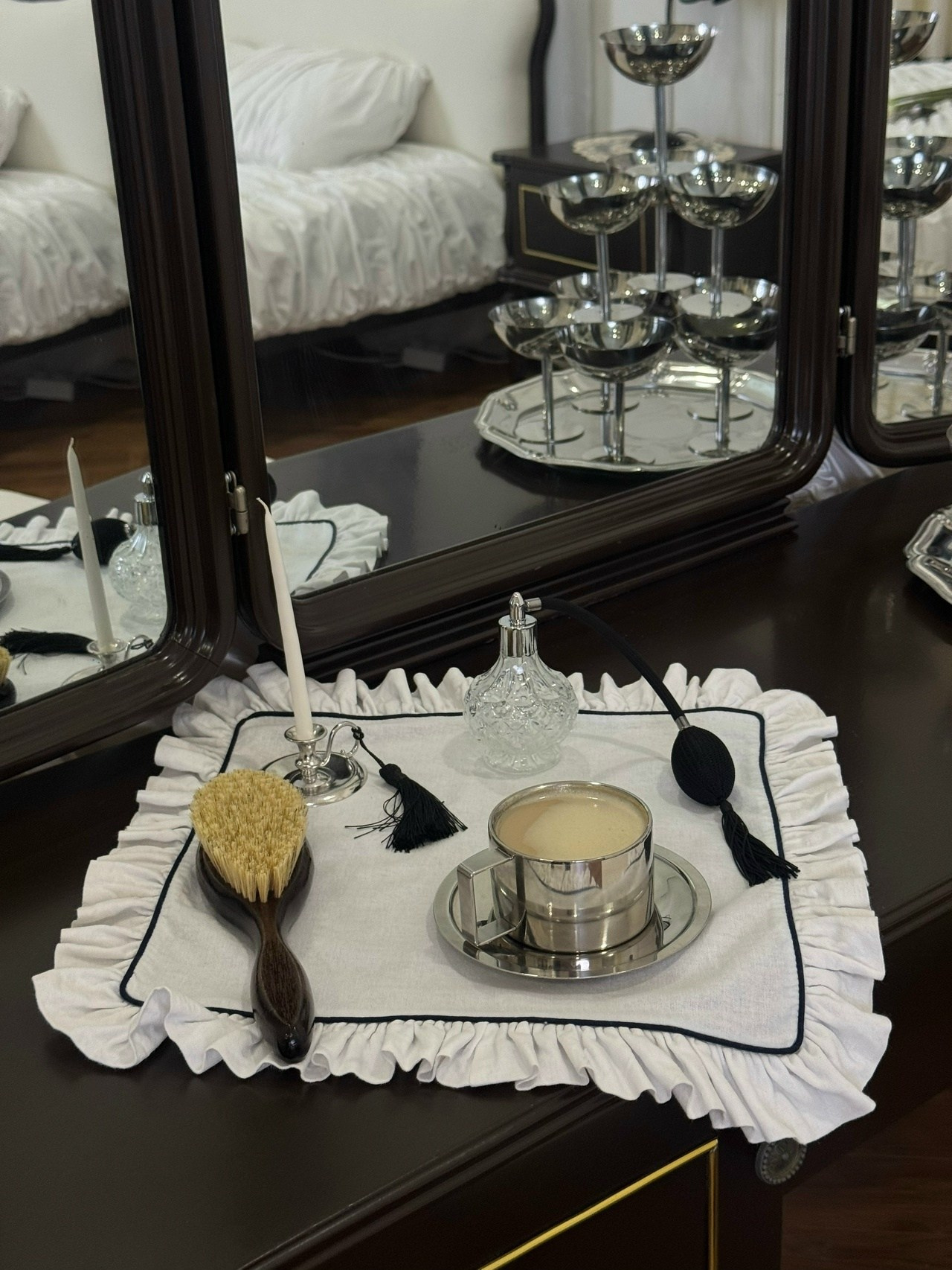 HOTEL ROOM. Портретный фотограф Павлова Светлана / Брянск /