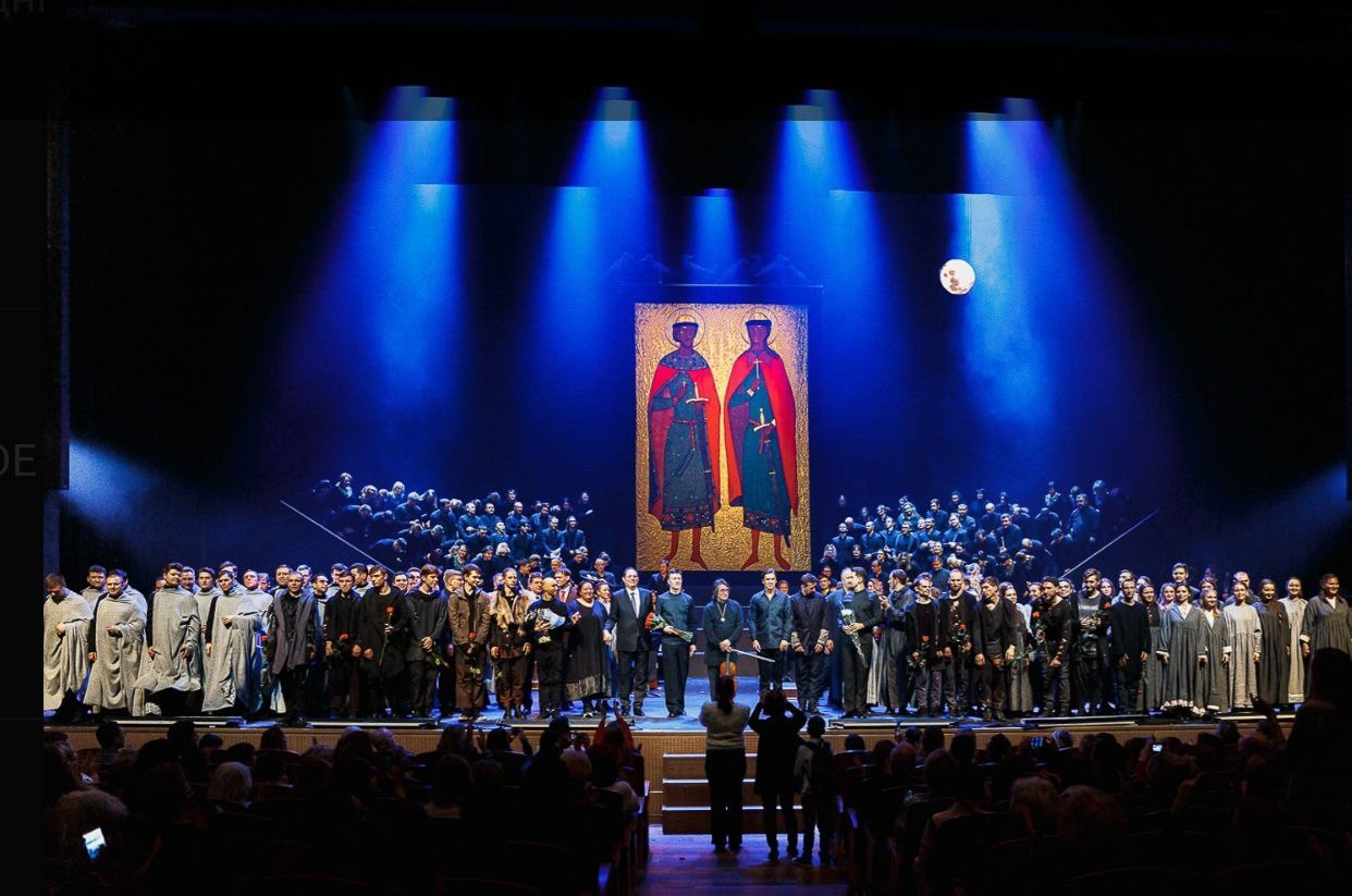 Декорации для хоровой оперы «Сказ о Борисе и Глебе». История занавеса. Превращаем идею в технологию