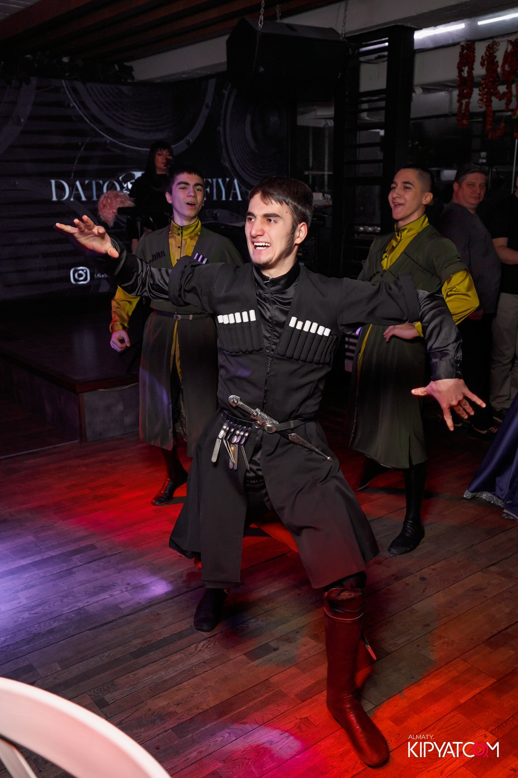 ВАХТАНГУРИ. КИПЯТКОМ АЛМАТЫ!