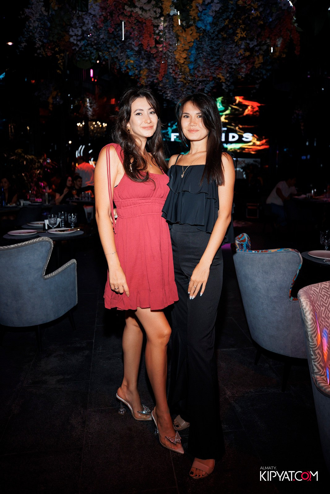 FRIENDS BAR & TERRACE. КИПЯТКОМ АЛМАТЫ!