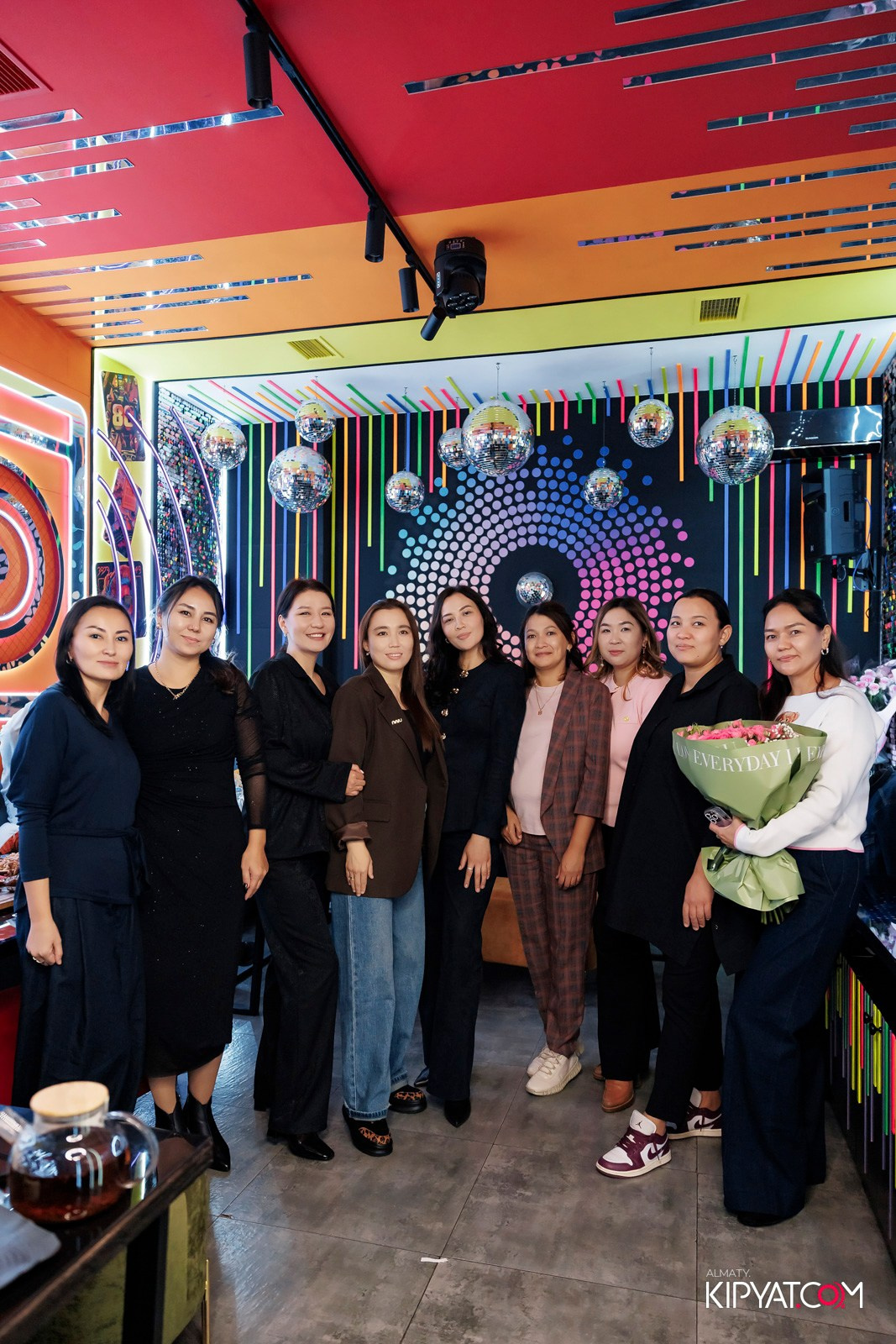 ЗАЯ, НА БИС. КИПЯТКОМ АЛМАТЫ!