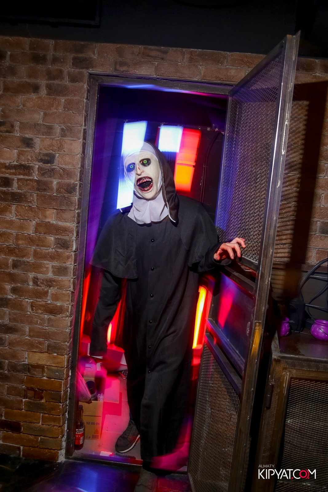 SPACE KARAOKE BAR. КИПЯТКОМ АЛМАТЫ!