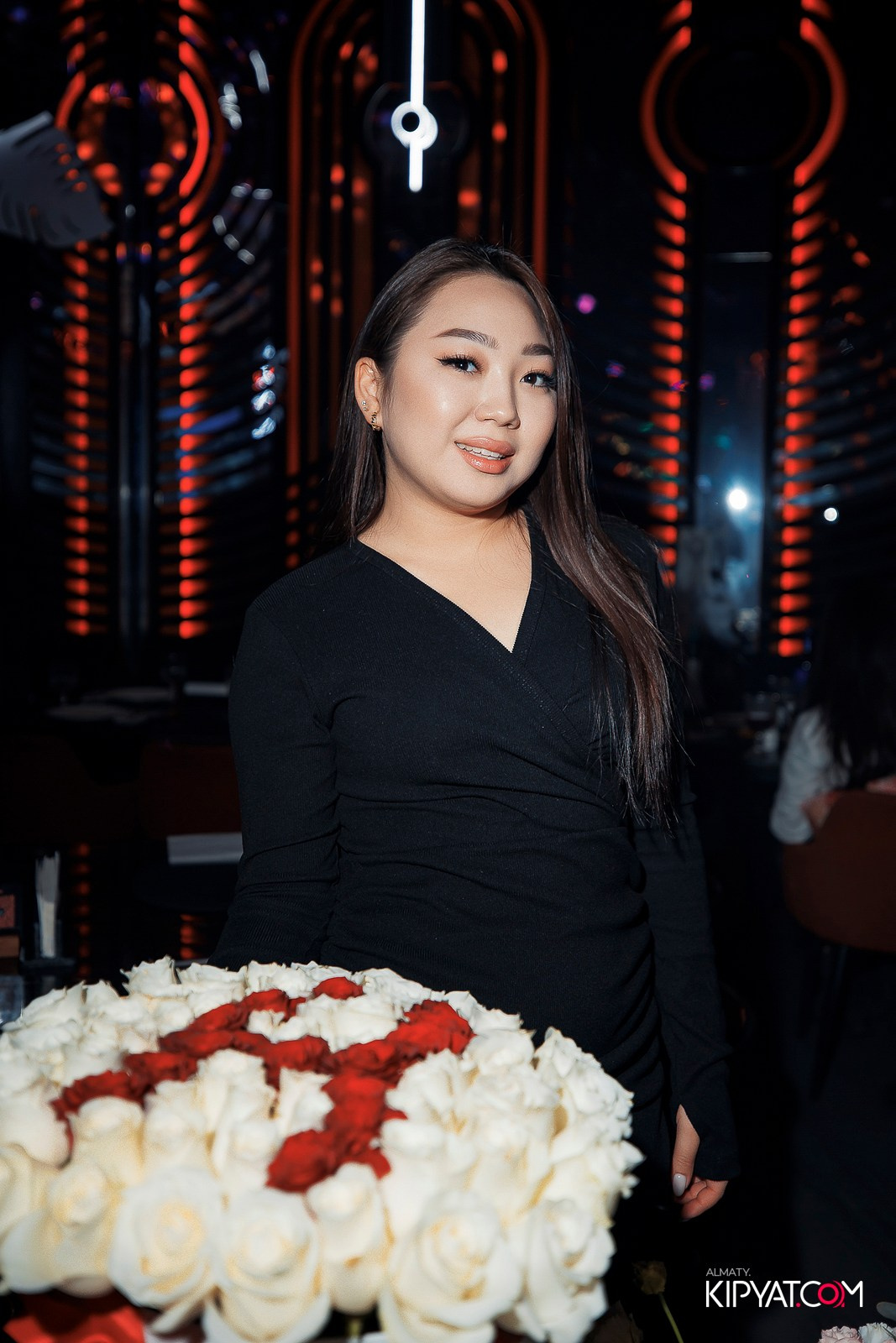 FRIENDS BAR & TERRACE. КИПЯТКОМ АЛМАТЫ! Фотосъемка мероприятий в Алматы