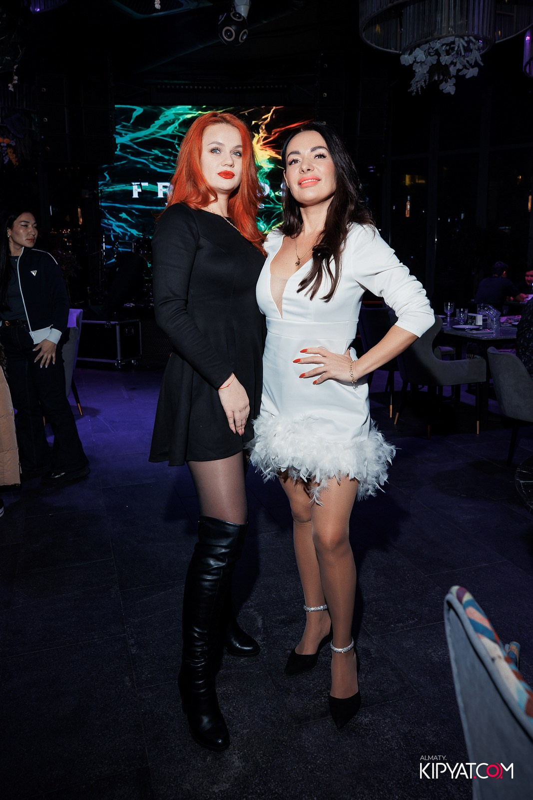 FRIENDS BAR & TERRACE. КИПЯТКОМ АЛМАТЫ!