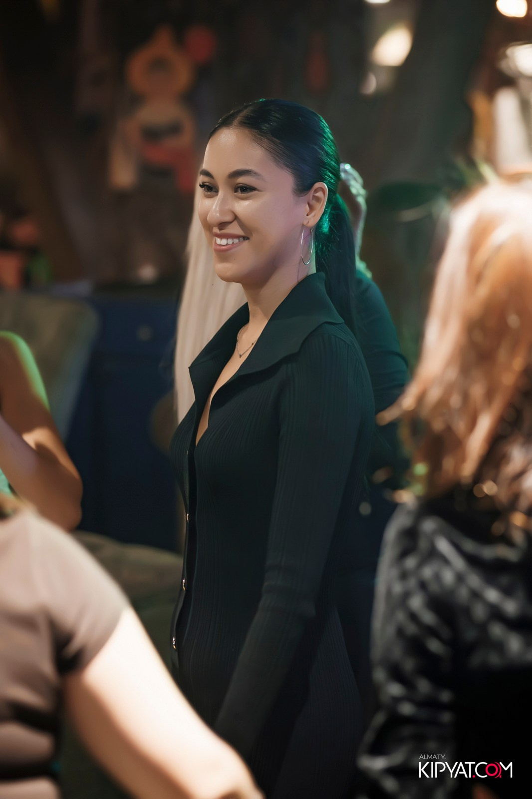 КАВКАЗСКИЙ ВЕЧЕР В ВАХТАНГУРИ. КИПЯТКОМ АЛМАТЫ!