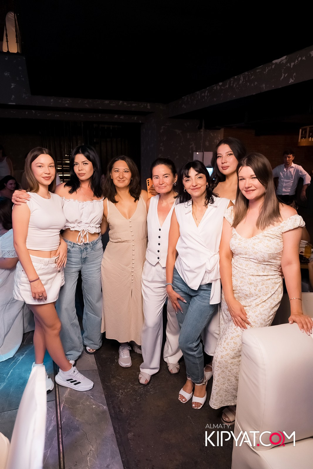 МУЗЫКАЛЬНОЕ ЛОТО В HIT RETRO. КИПЯТКОМ АЛМАТЫ!