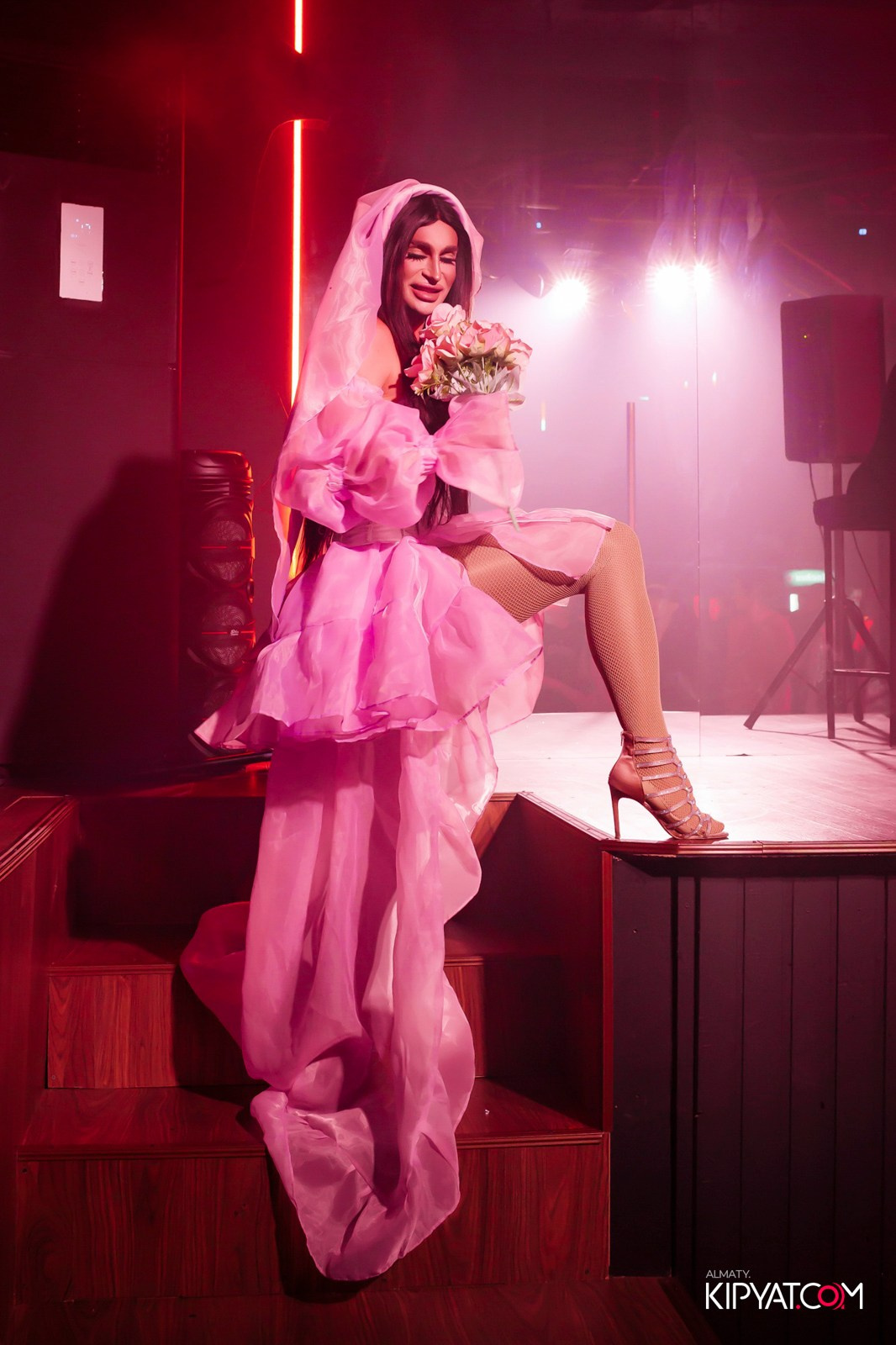 НОЧНОЙ КЛУБ ICON. КИПЯТКОМ АЛМАТЫ!