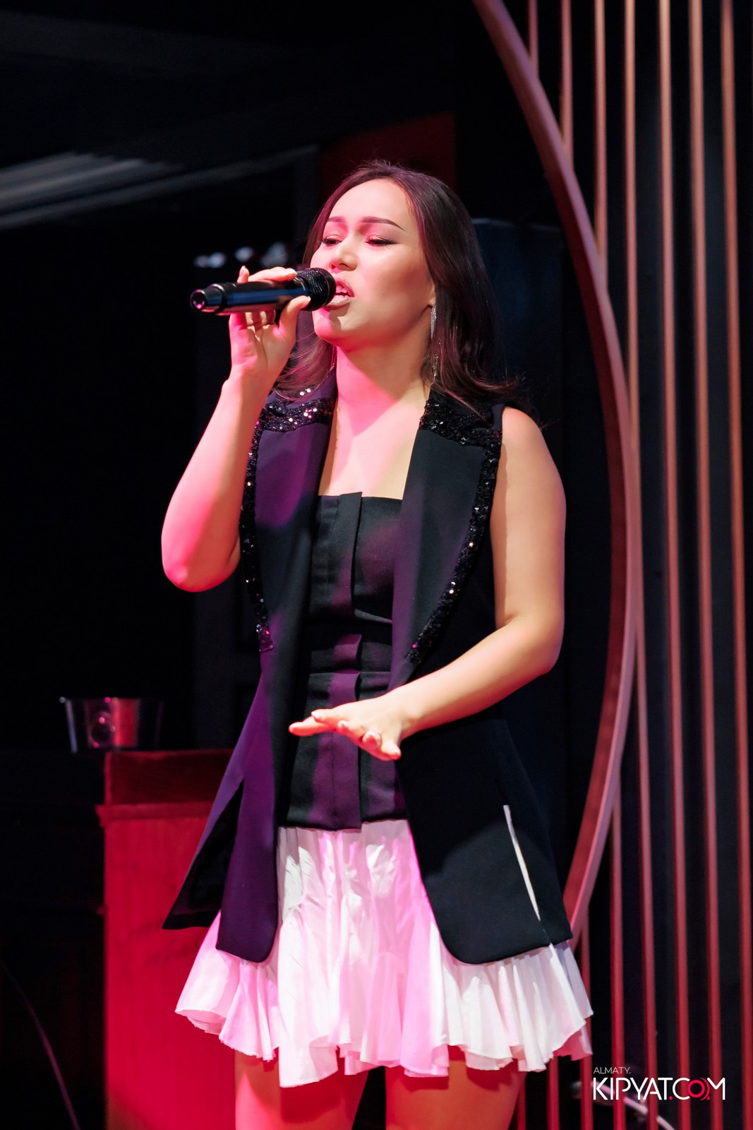 ЗАЯ, НА БИС. КИПЯТКОМ АЛМАТЫ!