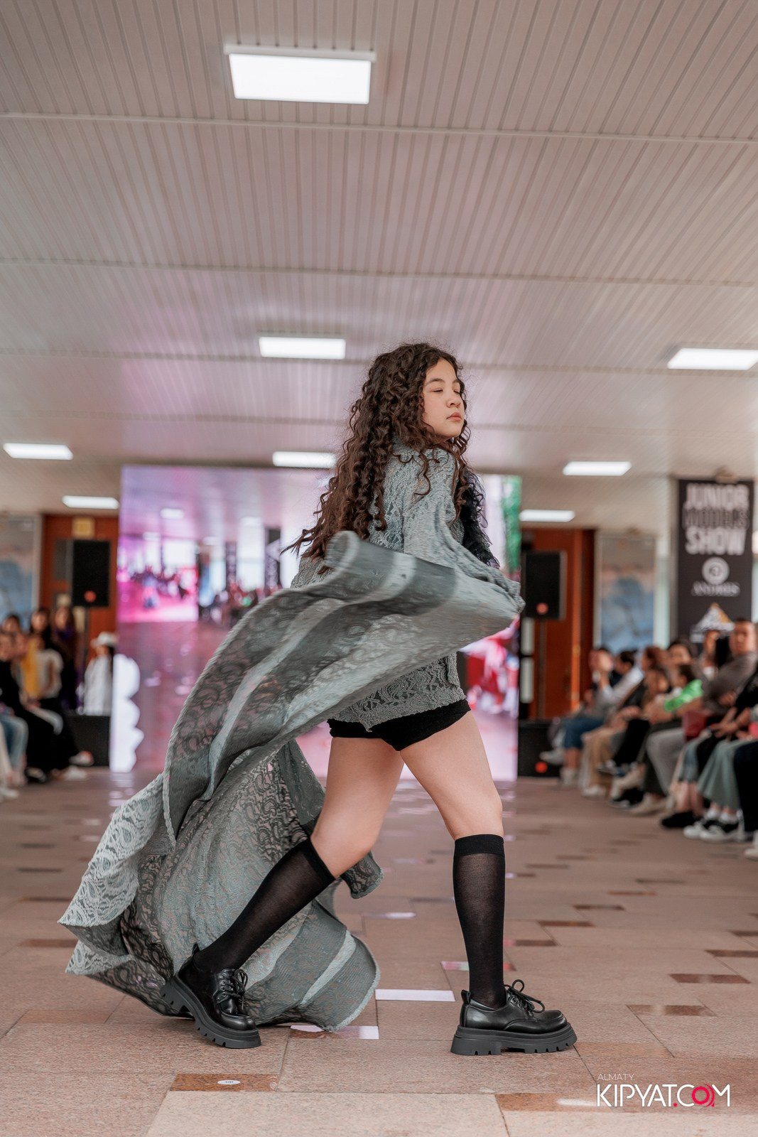 JUNIOR FASHION SHOW. КИПЯТКОМ АЛМАТЫ!