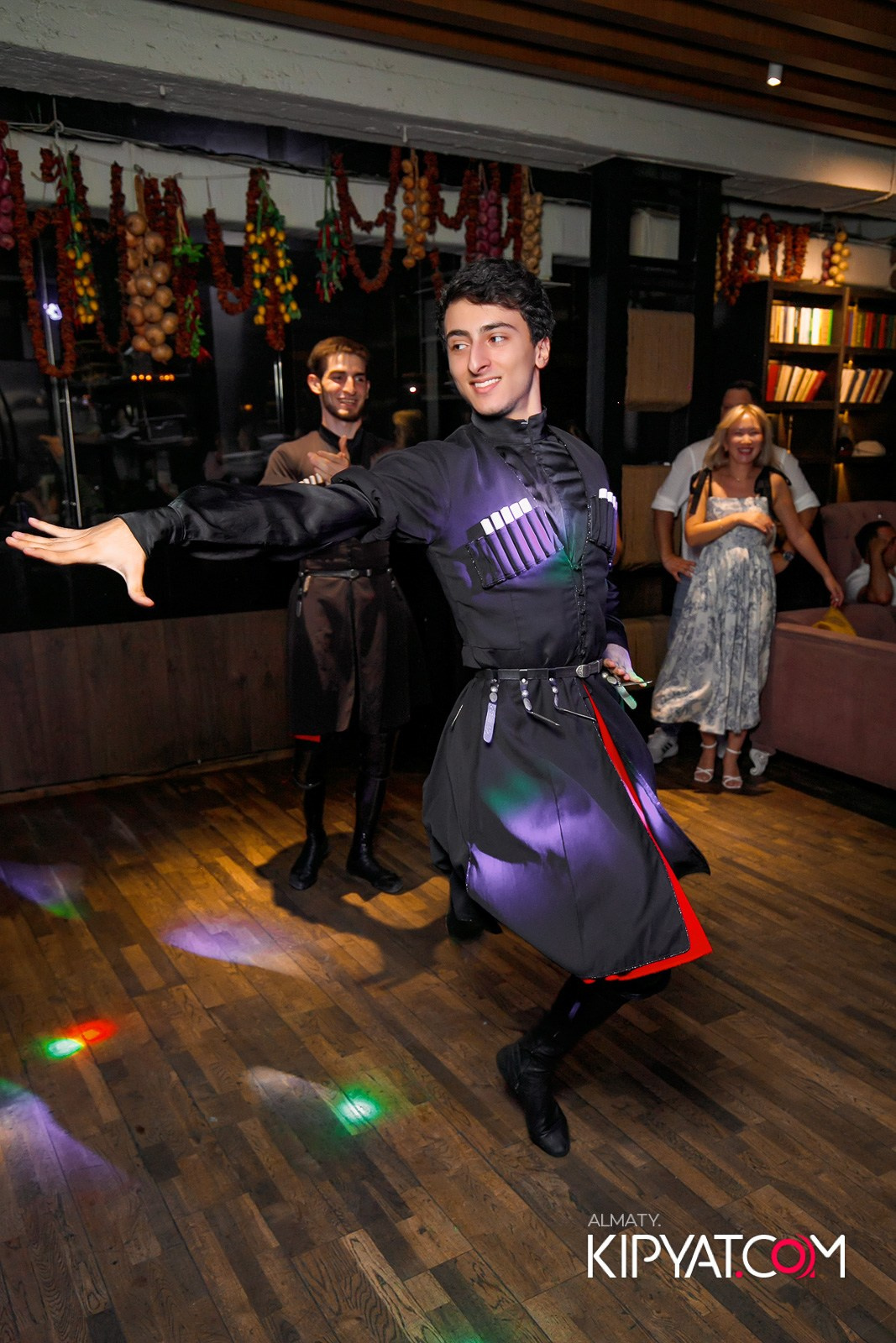 ВАХТАНГУРИ. КИПЯТКОМ АЛМАТЫ!