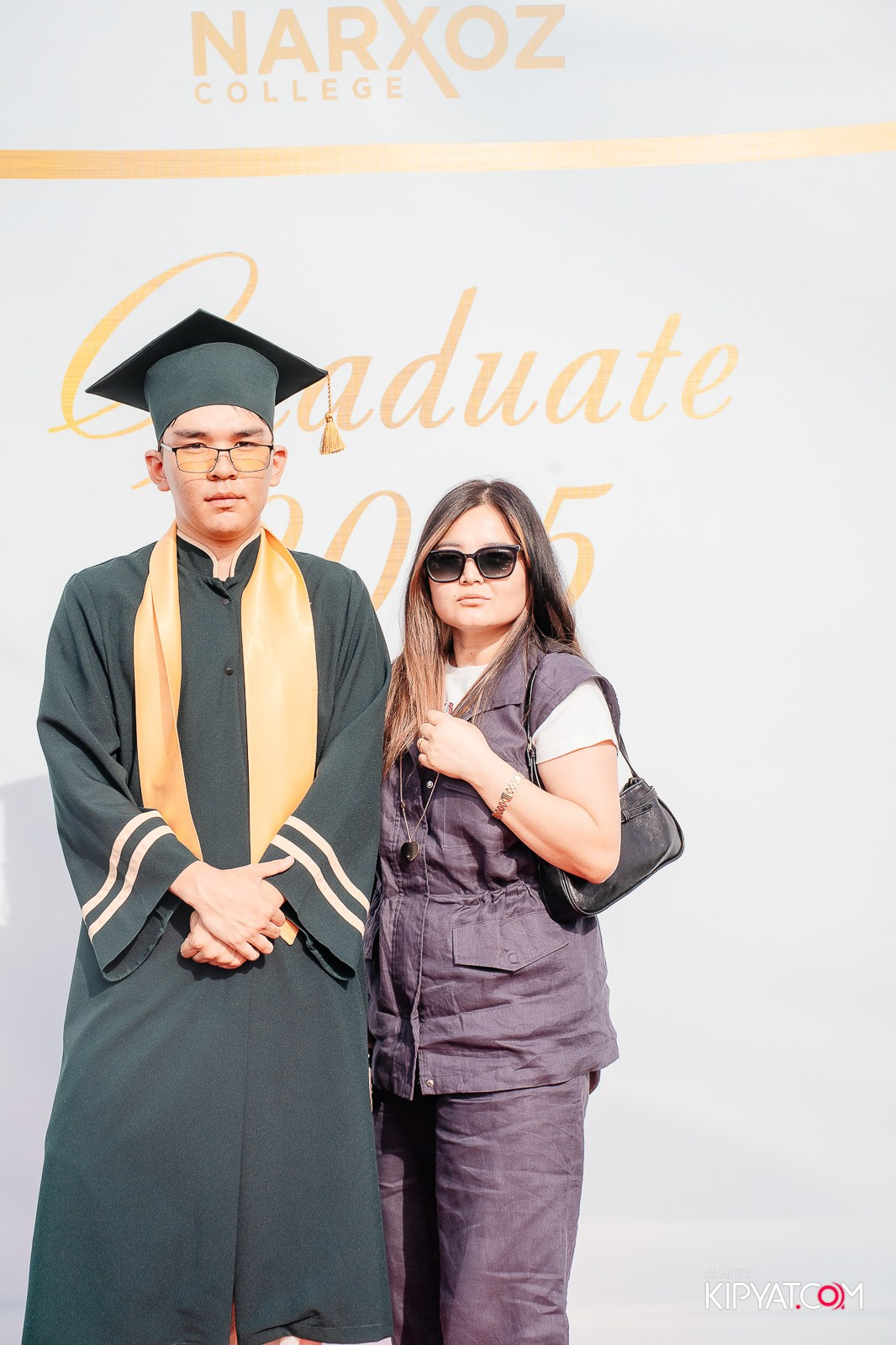 ВРУЧЕНИЕ ДИПЛОМОВ — НАРХОЗ КОЛЛЕДЖ. Part 1. КИПЯТКОМ АЛМАТЫ!