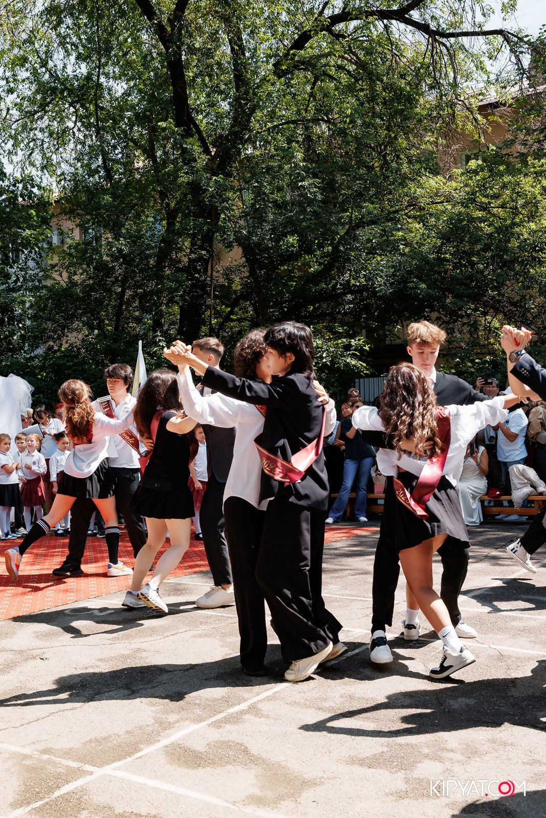 МЕЖДУНАРОДНАЯ ШКОЛА АЛМАТЫ — ВЫПУСК 2025. КИПЯТКОМ АЛМАТЫ!