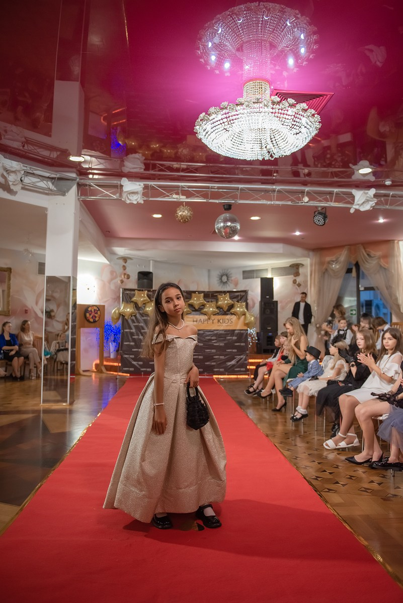 HAPPYkids дефиле санаторий Октябрьский. Семейный и коммерческий фотограф в Сочи Александр Бодунов