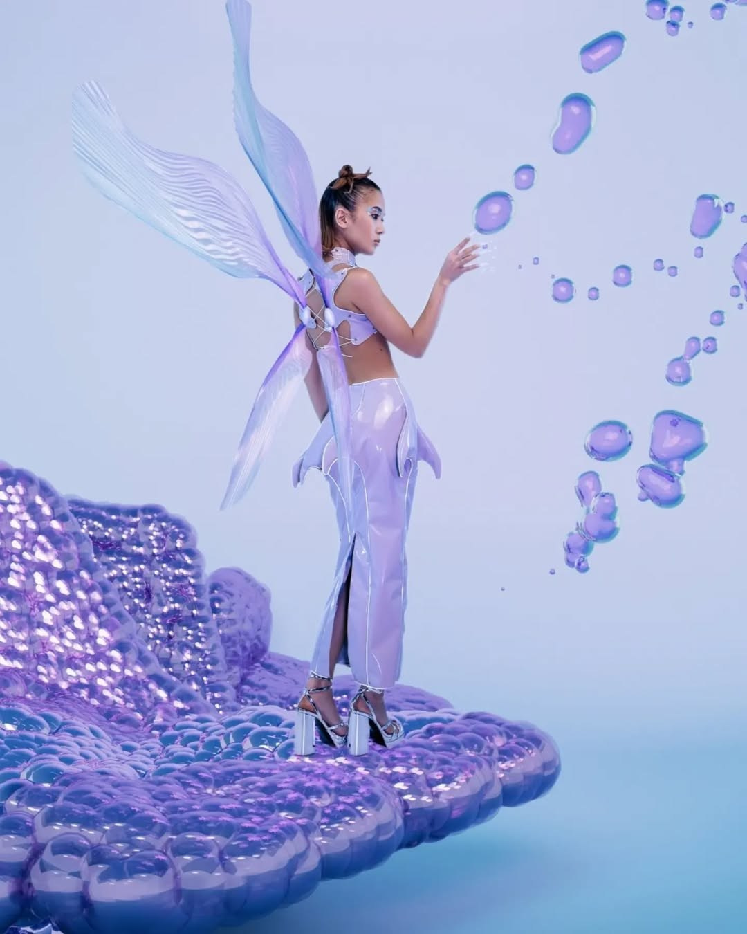 Dequine. Гаффер в Алматы | Саян