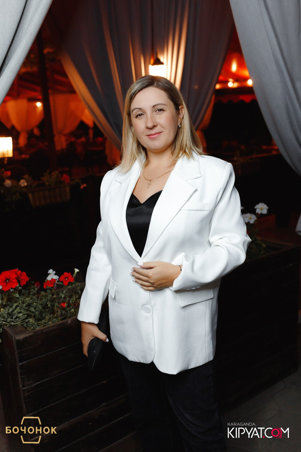 Бочонок. Пивной ресторан. Кипятком Караганда