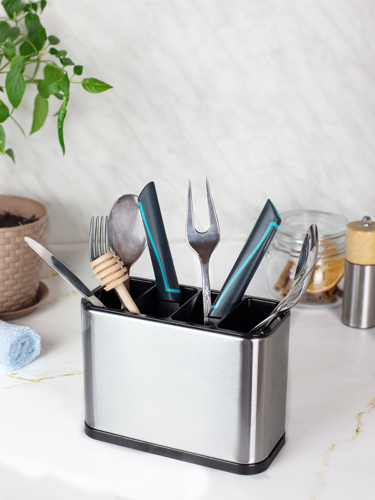 Хоз. товары- Спорт_игрушки. Фотограф СПб Юлия Ерошевская, предметный фотограф