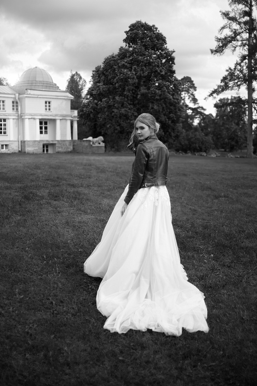 фотосессия на природе Санкт-Петербург, студийная фотосъемка в СПб, портретный фотограф Санкт-Петербург, фотограф на выезд в СПб, семейная фотосессия в Петербурге, фотограф для Love story в СПб, свадебный фотогораф спб, фотограф на свадьбу спб, как получаться  на фотографиях, лучшие позы для фотосессии