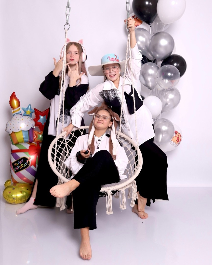 Реальные фотографии наших гостей. Фотостудия самообслуживания. Студия без фотографа в Твери