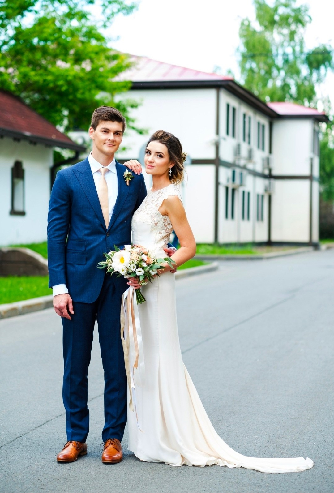 ЛЮБОВЬ СПАСЁТ МИР ♥️