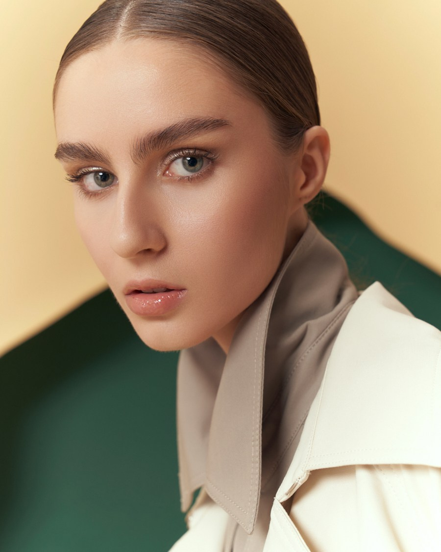 COMMERCIAL. Визажист-стилист по волосам | Москва