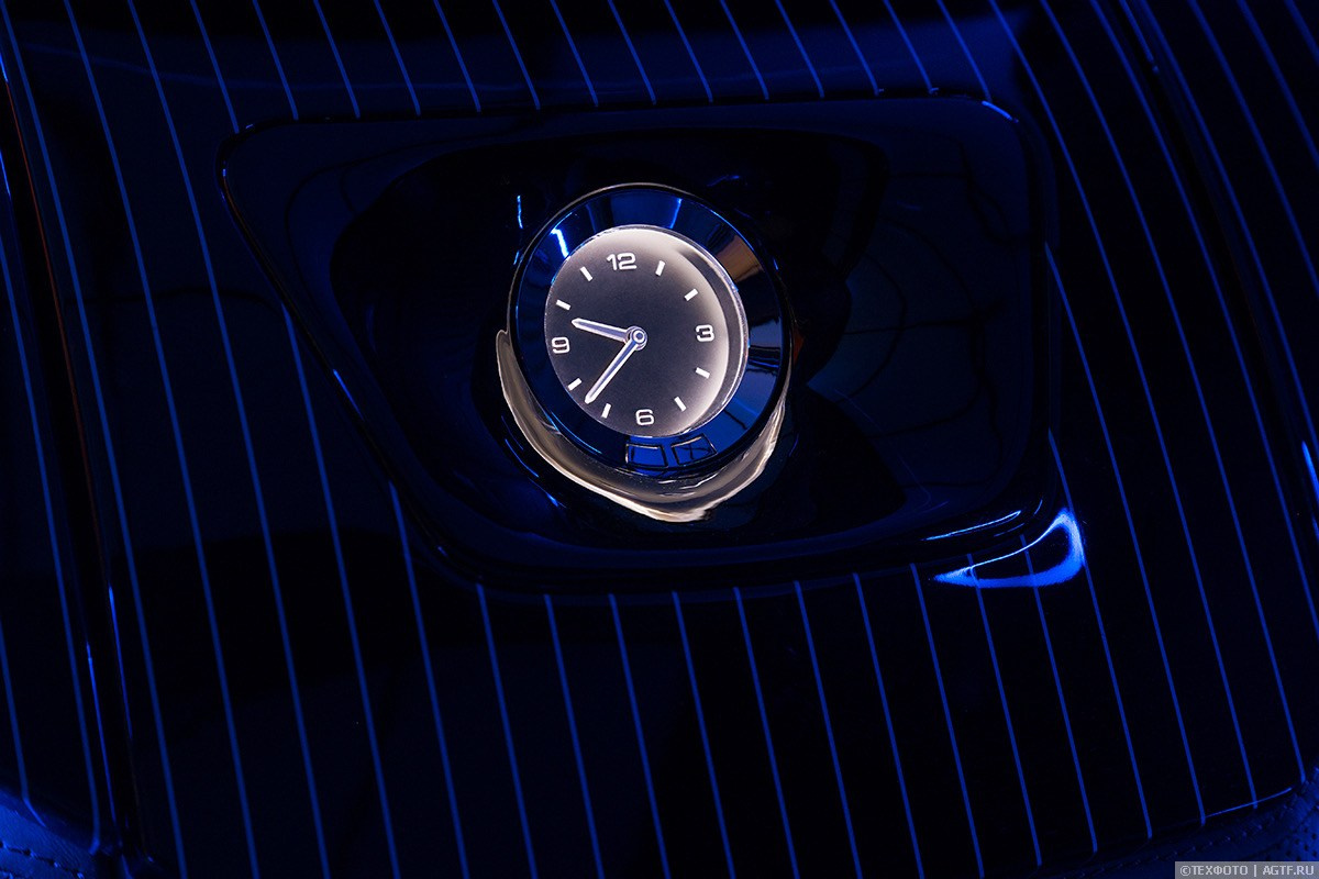 Mercedes V-class. Design Yachts and Cars