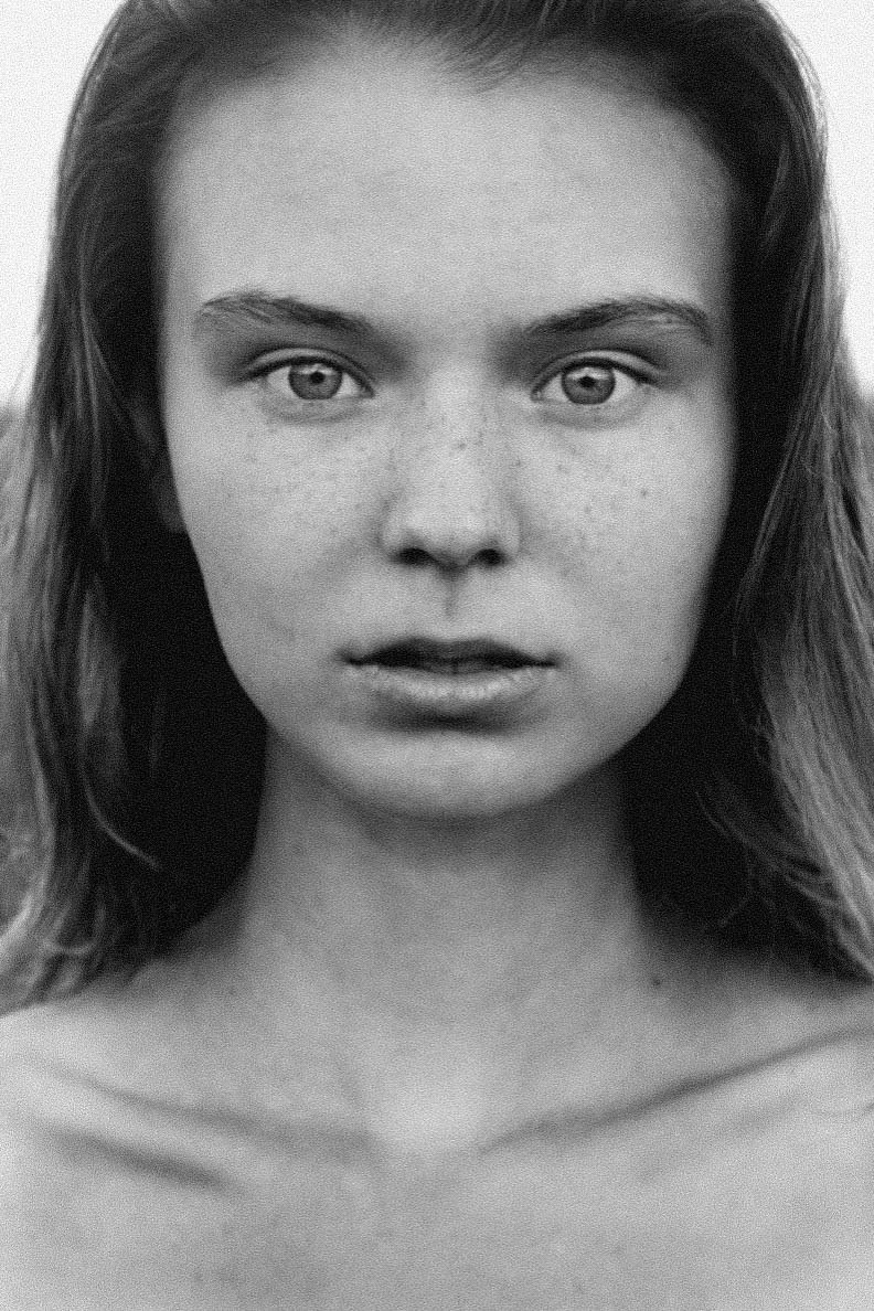 Юлия. Hmliber — фотограф и контент-креатор из Петербурга