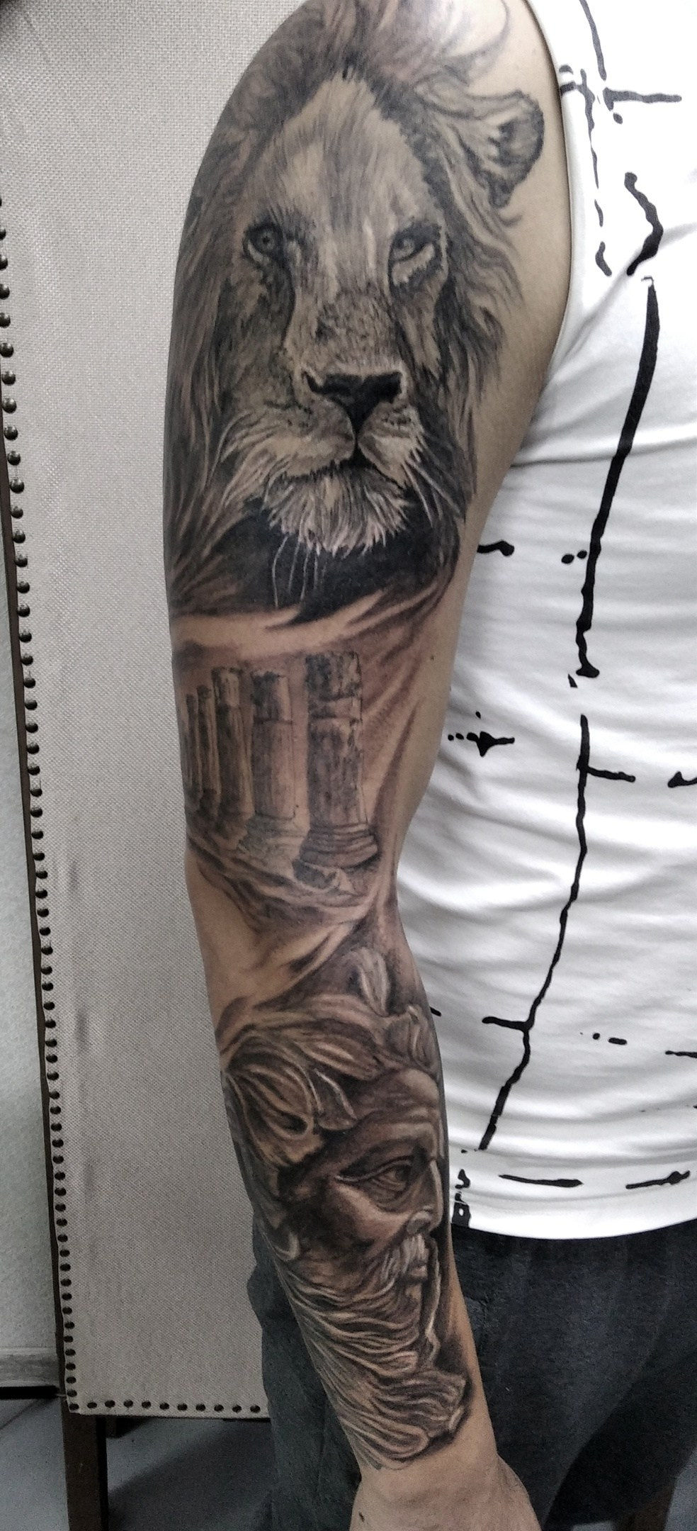 Тату. Яр Панов Арт.Картины, татуировки, роспись стен и одежды в Москве