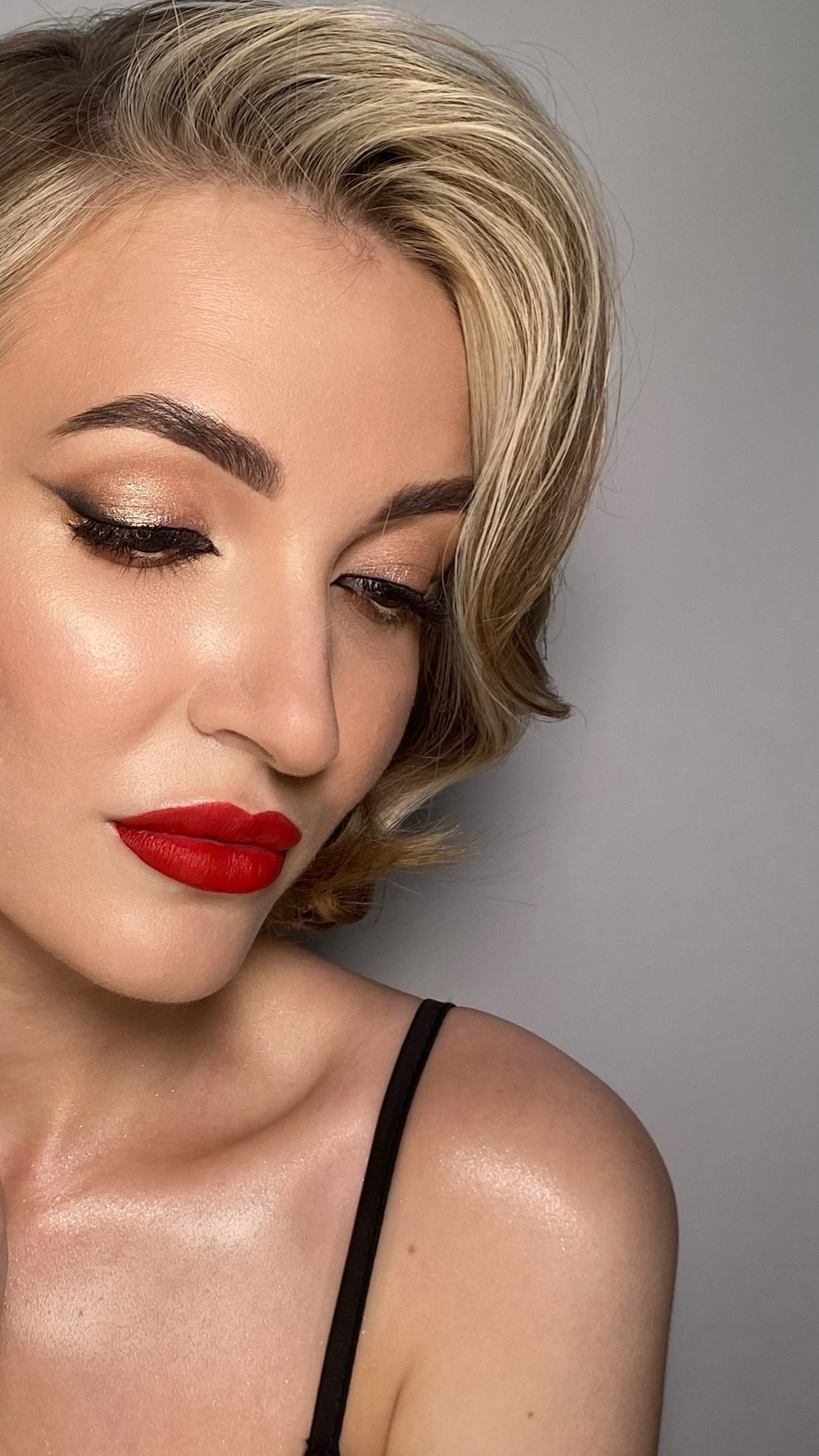 Макияж. Студия макияжа и прически V-Style