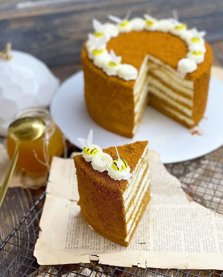 Торты на заказ. Izmailov loft