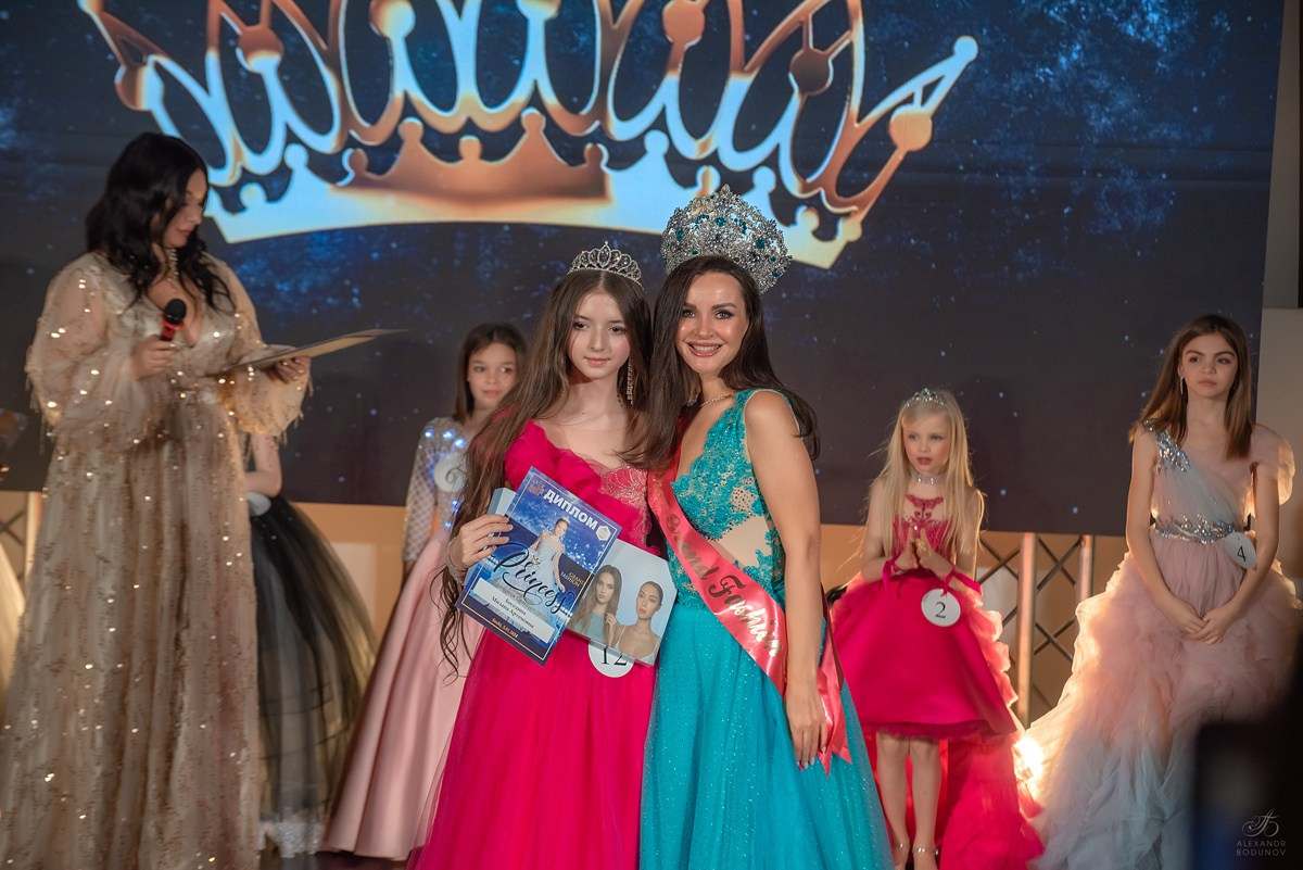 GrandFashionShow2024. Семейный и коммерческий фотограф в Сочи Александр Бодунов