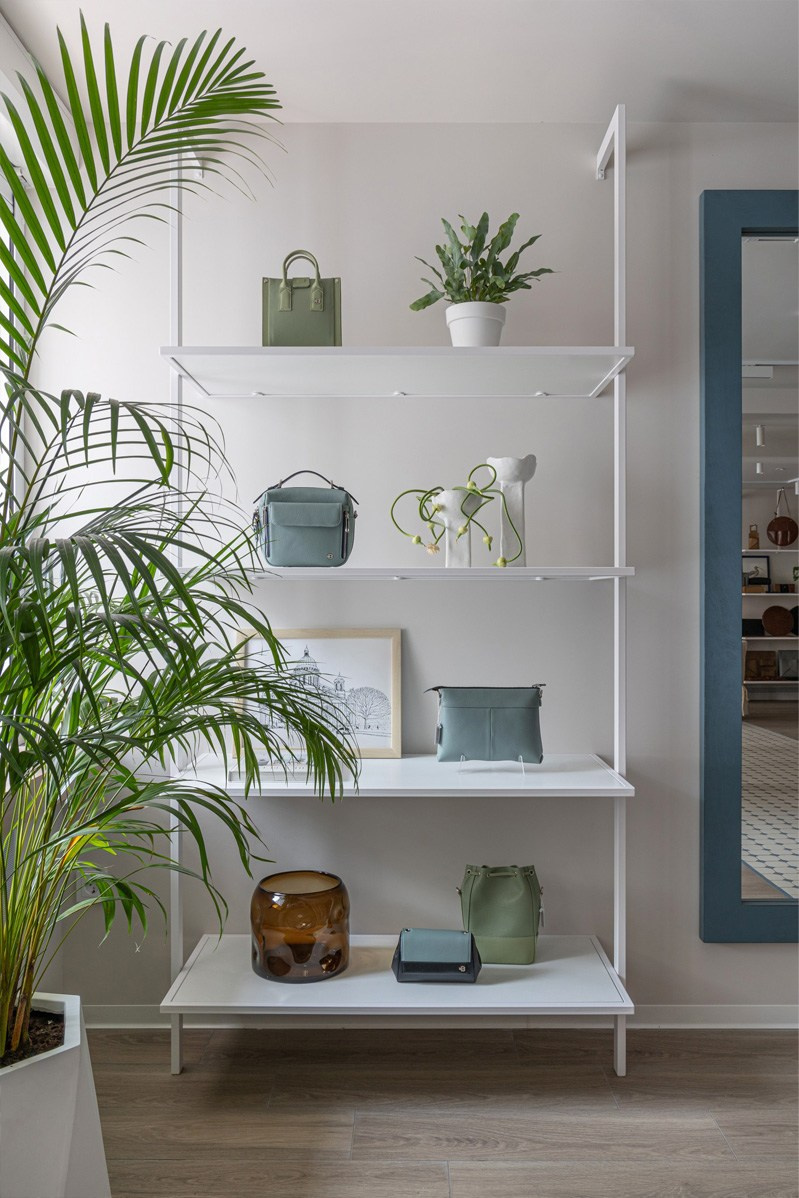 Nizhny Novgorod, Bolshaya Pokrovskaya 9, together with designer Yana Meglitskaya. Olga Goldina architectural interior design, styling and staging