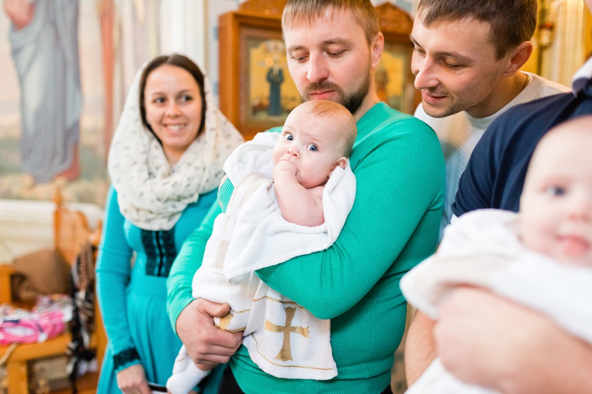 КРЕЩЕНИЕ ЕСЕНИИ И ВАСИЛИСЫ. Семейный фотограф новорождённых в Серпухове Юлия Новикова +79637785957